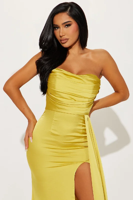 Clementine Satin Gown - Lime