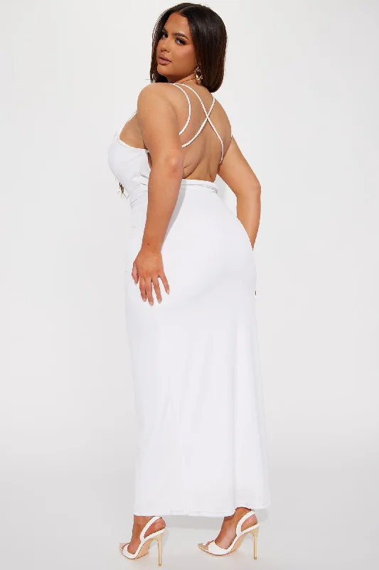 Janelle Backless Maxi Dress - White